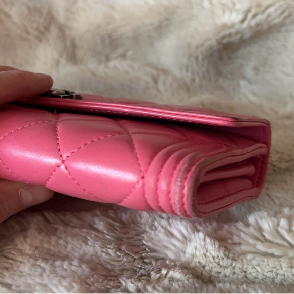 Chanel | Women’s Pink Lambskin Diamond Quilted Boy Flap Long Leather Wallet Lux - Picture 6 of 17